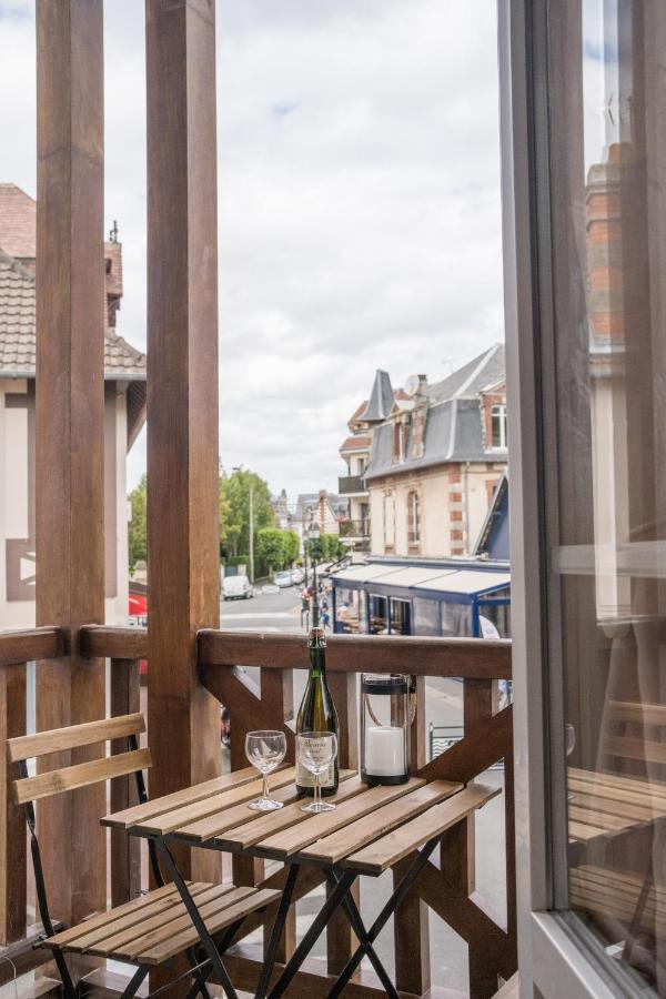 Cabourg Cosy Chic Cabourg Hyper-Centre 4 Pers, 2 Bedrooms , 2 Sdb, Terrasse, Wifi Esterno foto